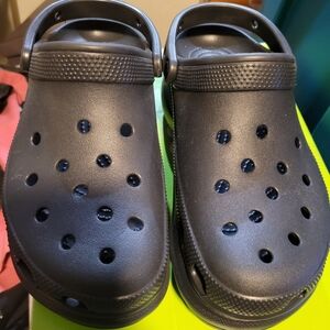 Crocs classic Bae Clog black. New with box